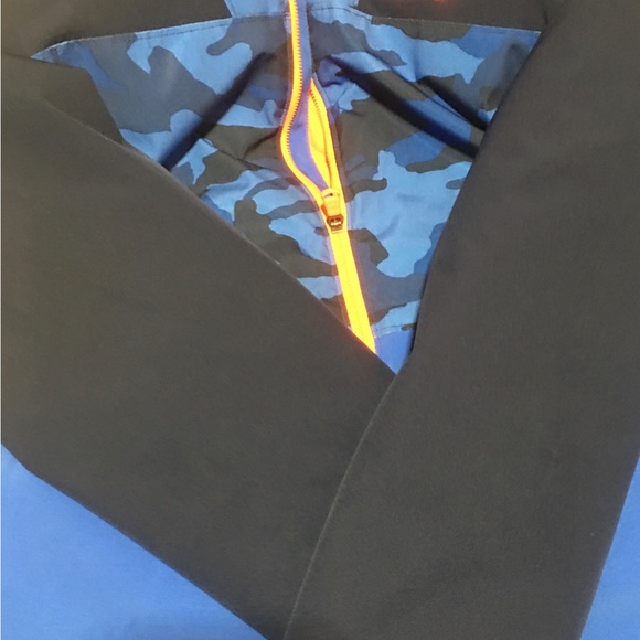 Winter coat- great shape, no rips, no stains, like new. We just grew! - Picture 2 of 7